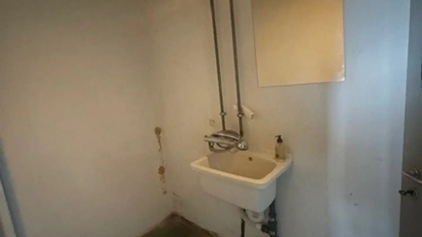 Laboratorio in affitto - Rümlangstrasse 88, 8052 Zürich