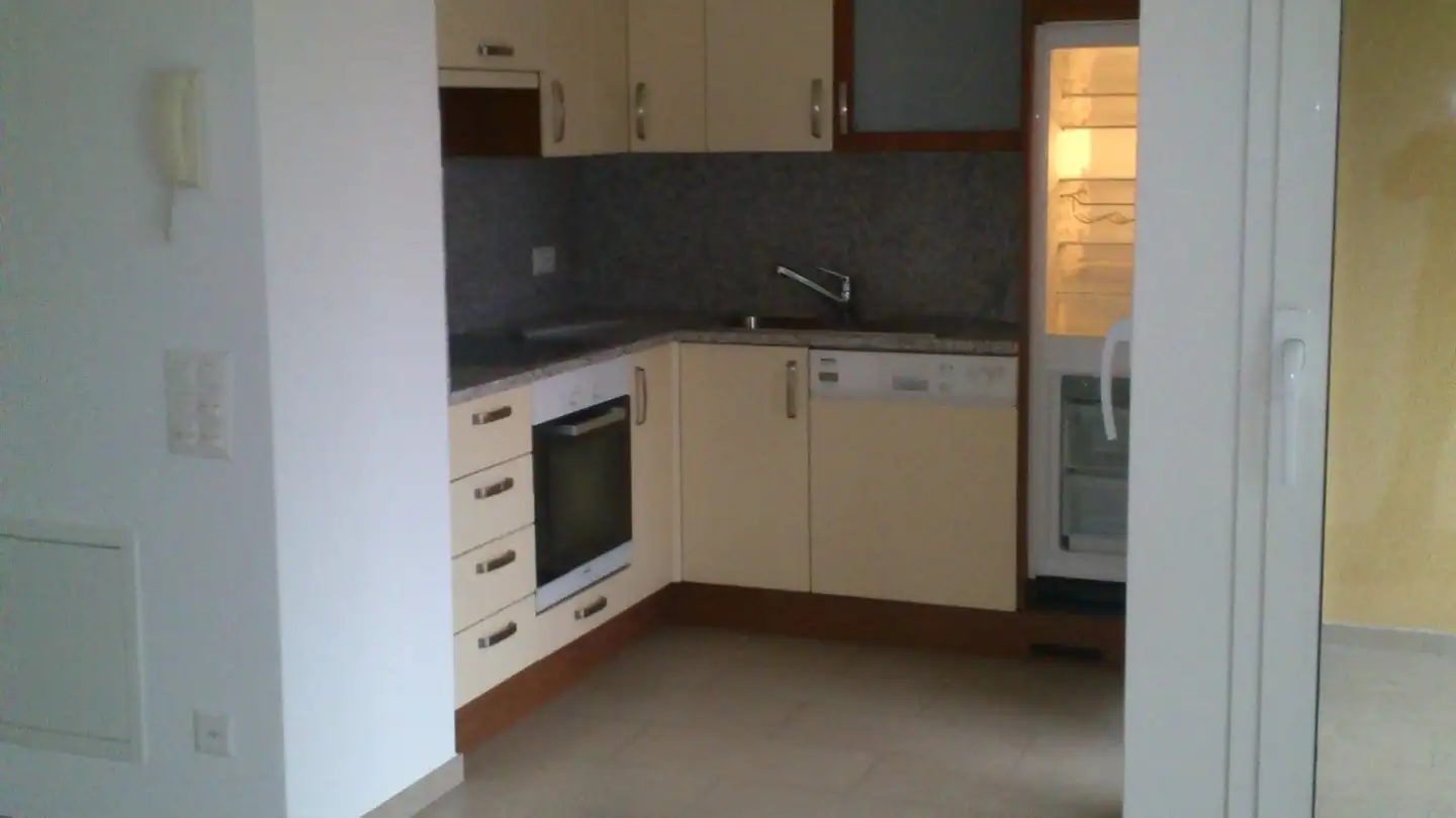 Appartement à louer - Alla Stazione 19, 6702 Claro