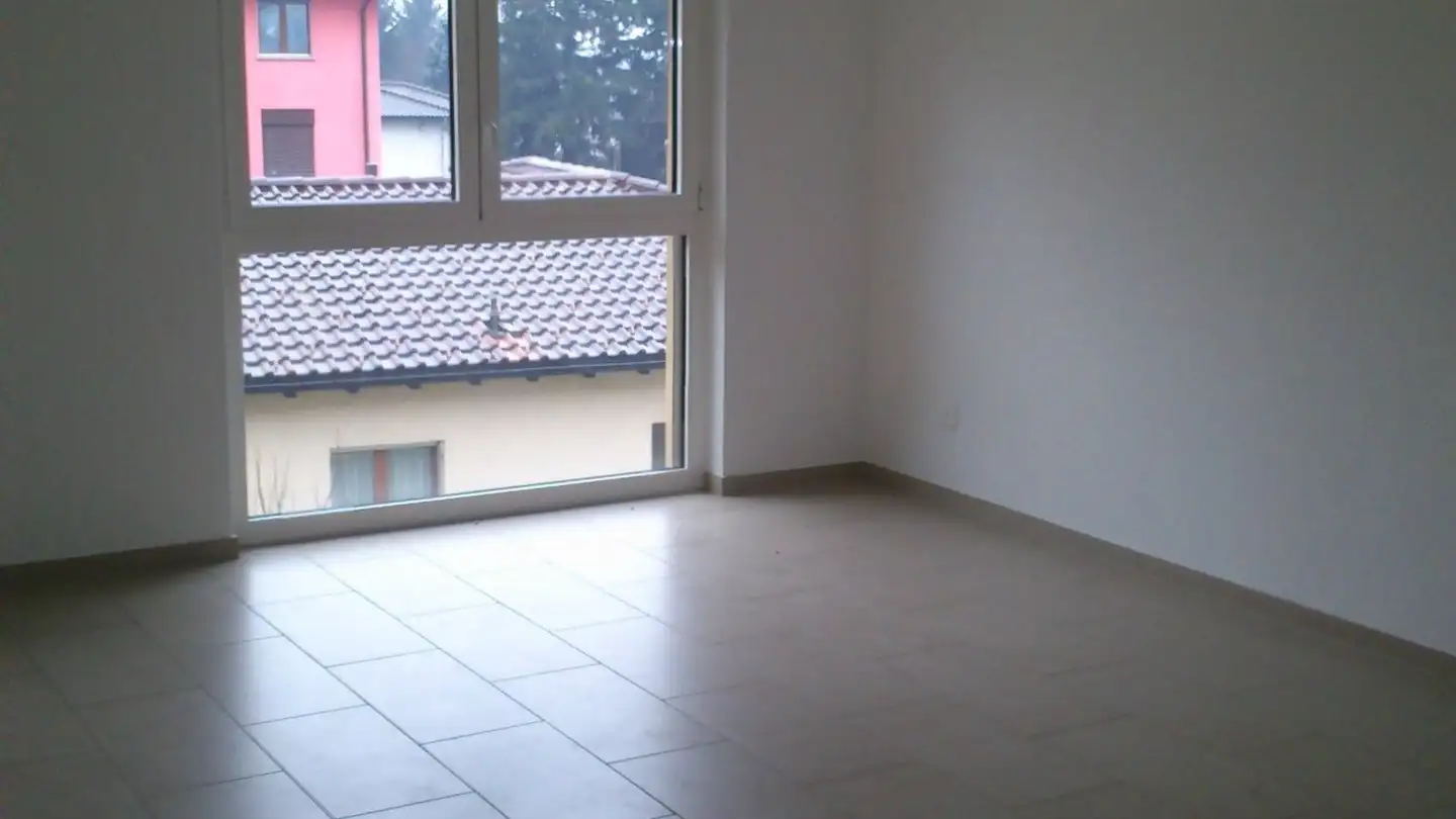 Appartamento in affitto - Alla Stazione 19, 6702 Claro - Photo 3