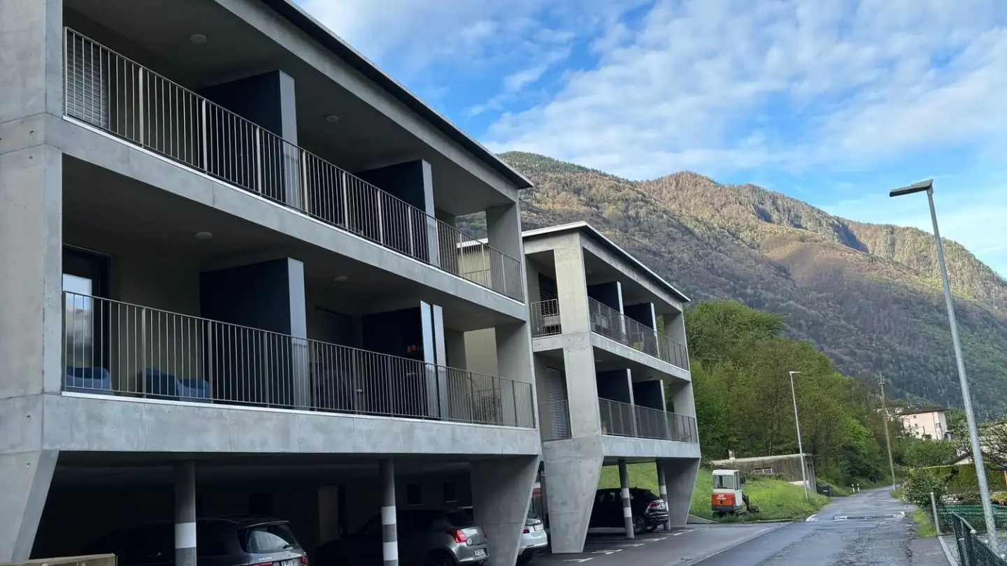 Appartamento in vendita - Caraa Di Cavài 25, 6535 Roveredo GR - Foto 2