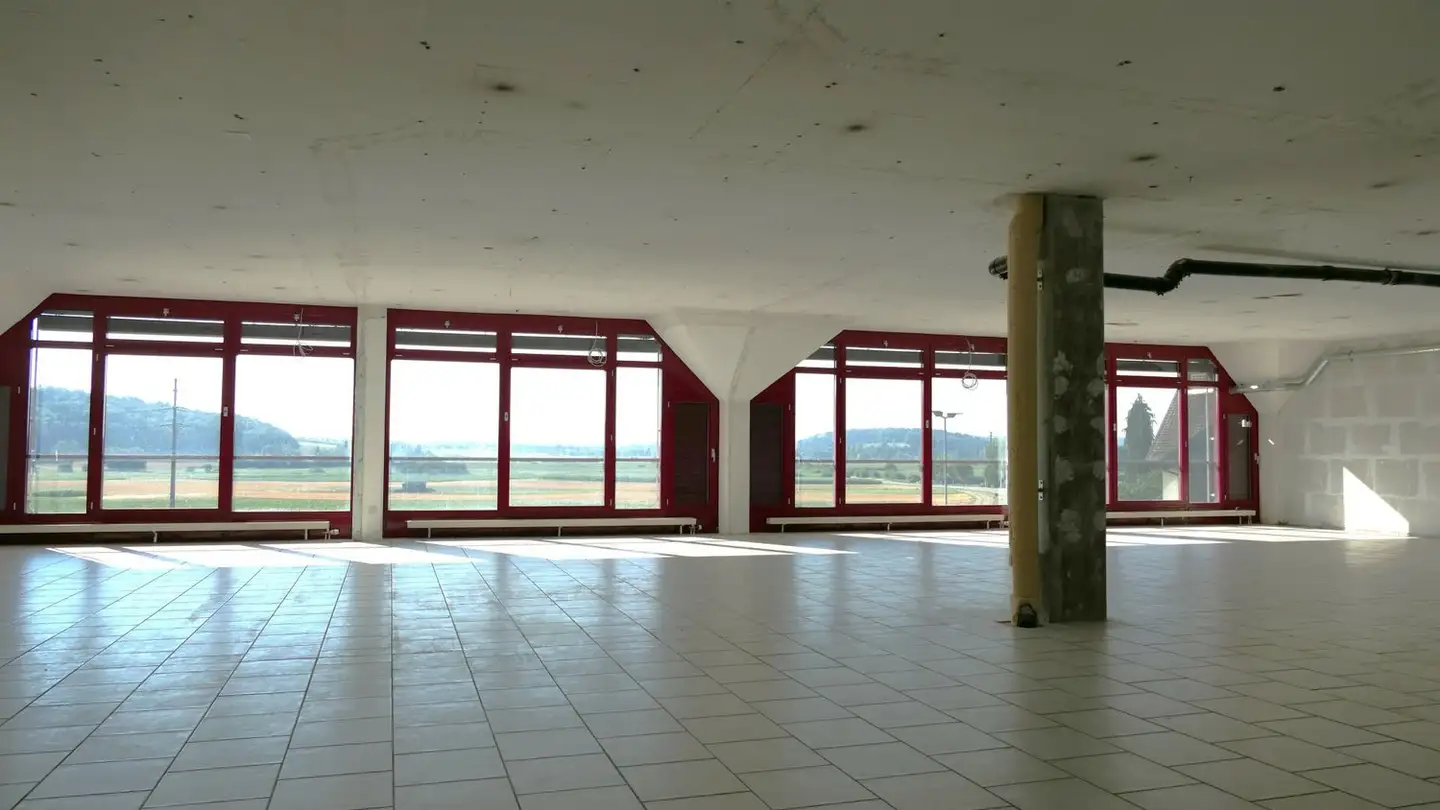 Spazio ufficio in affitto - 8173 Neerach