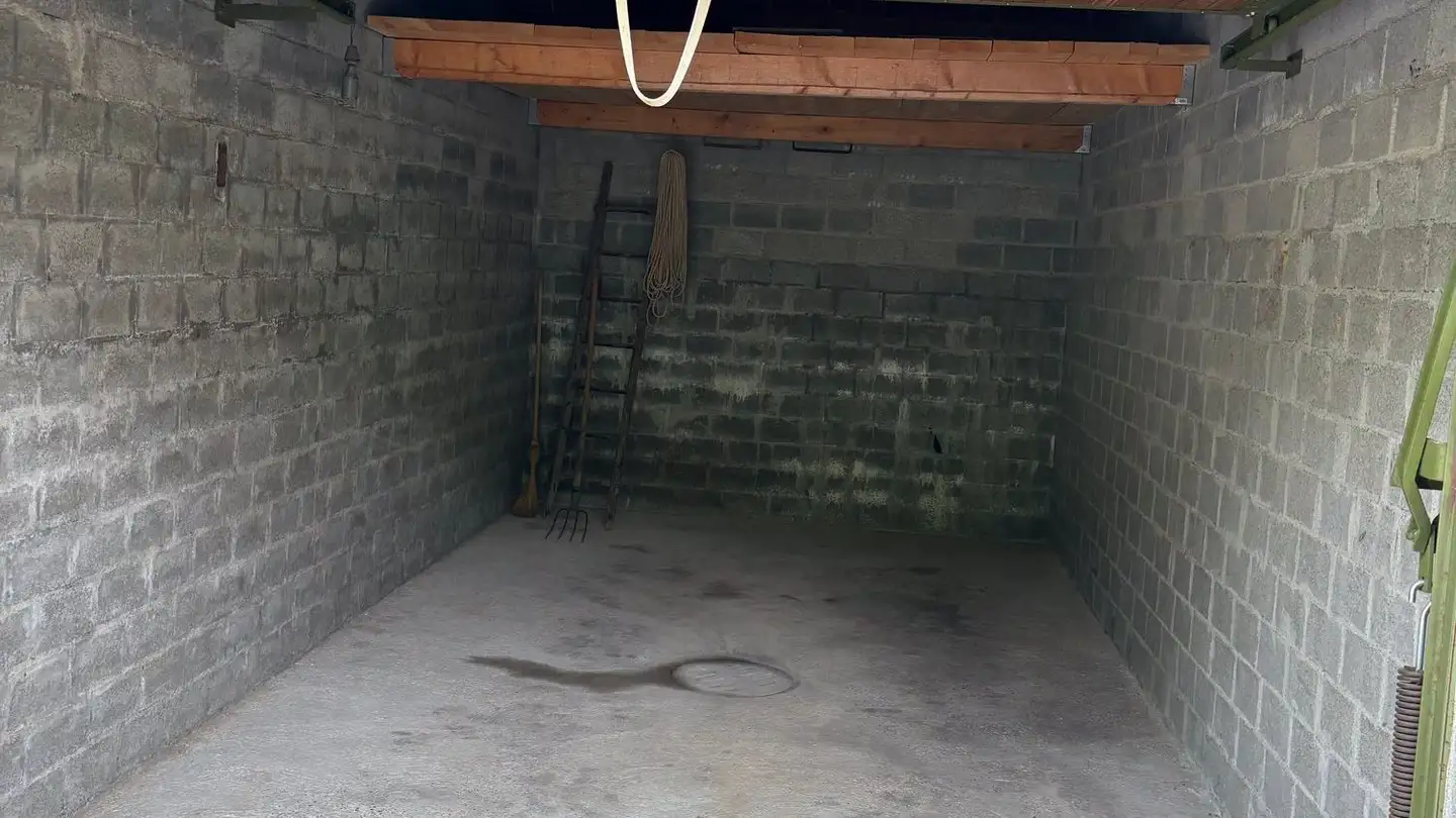 Garage individuel à louer - Rutlenstrasse, 9413 Oberegg