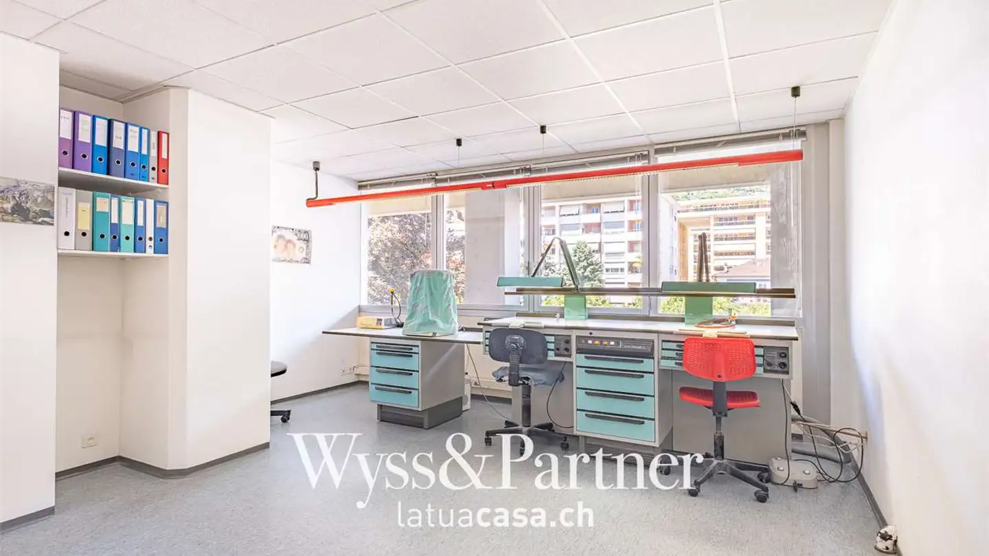 Spazio di archiviazione in vendita - 6595 Riazzino