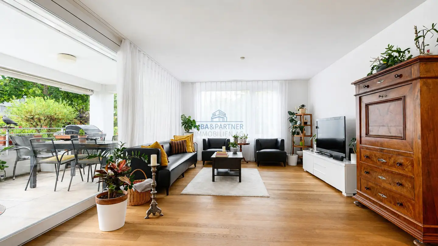 Apartment for sale - 4302 Augst BL