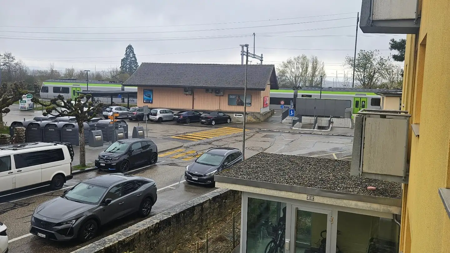 Apartment for rent - Avenue De La Gare 6, 2072 St-Blaise - Photo 3