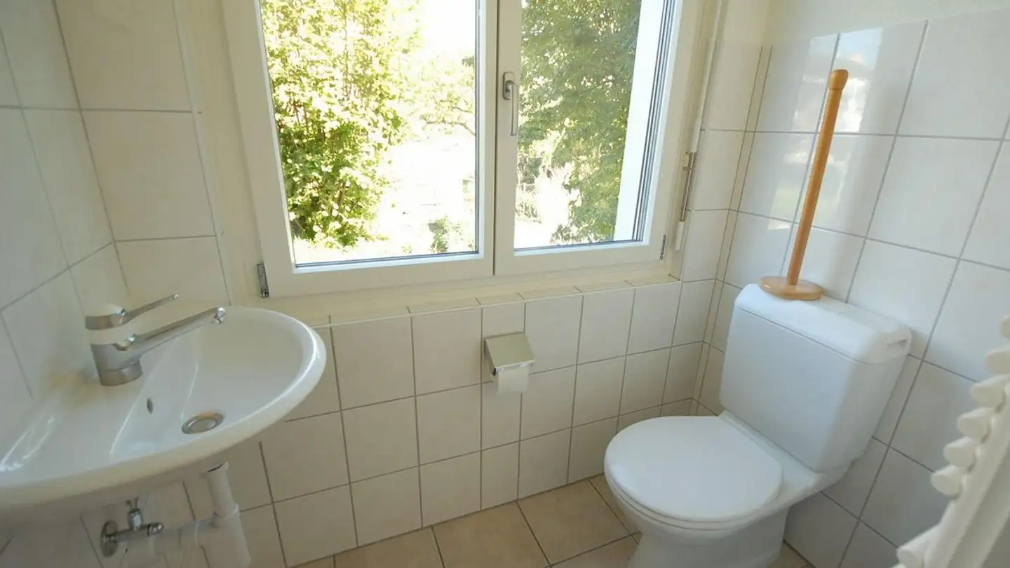 Single house for rent - Waldweg 1, 4153 Reinach BL - Photo 2