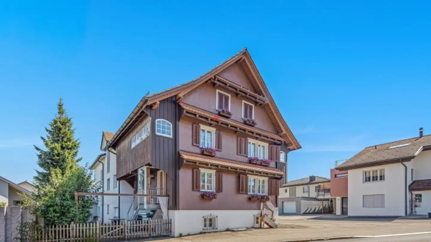 Casa a schiera in vendita - Etzelstrasse 44, 8840 Einsiedeln - Photo 2