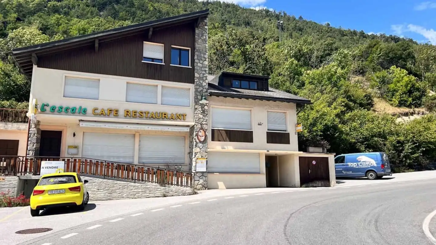 Edificio residenziale in vendita - 3978 Flanthey - Photo 4