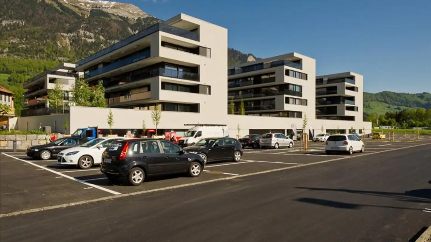 Tiefgaragenstellplatz mieten - 6055 Alpnach Dorf