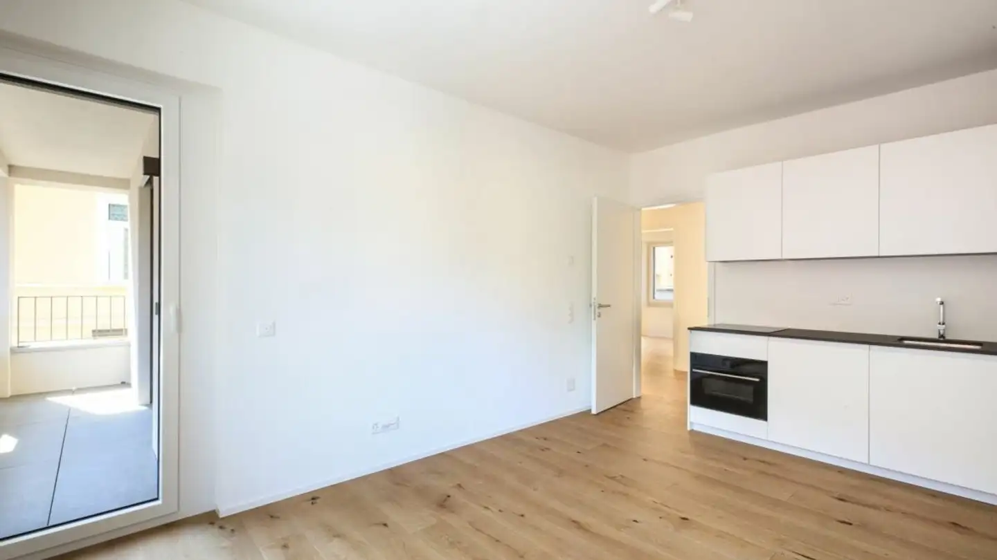 Appartamento in affitto - Via Vallemaggia 4, 6600 Locarno - Photo 2