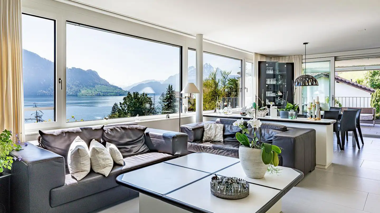 Wohnung kaufen - 6353 Weggis