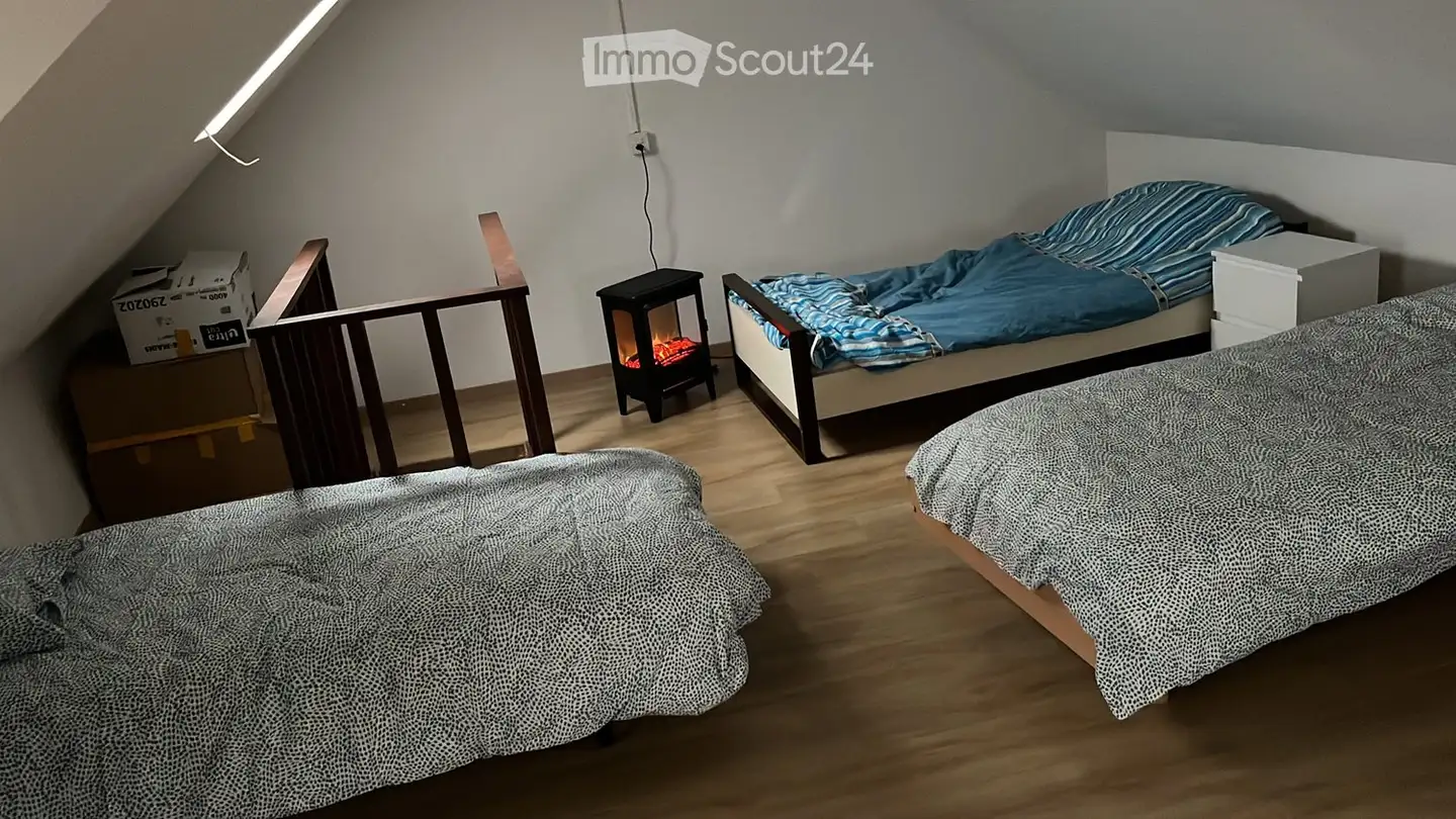 Single room for rent - 1912 Leytron