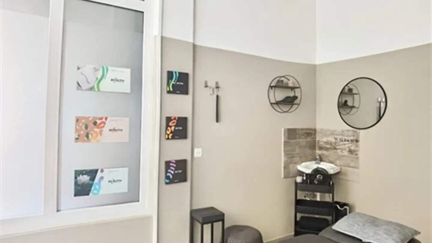 Commercial for rent - Via Monte Brè, 6900 Lugano