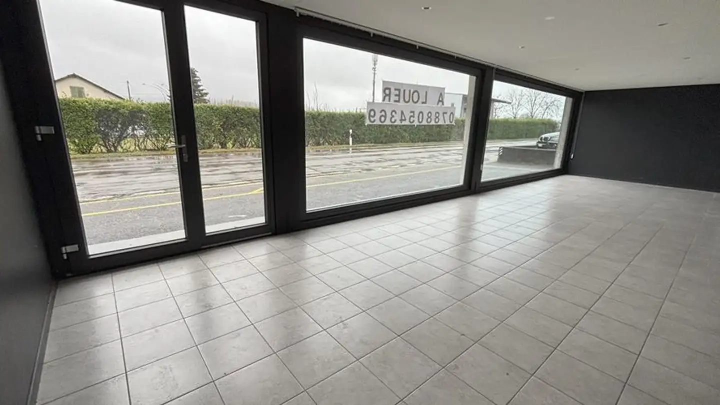 Bureau à louer - Route de Neuchâtel 30a, 2088 Cressier NE - Photo 2