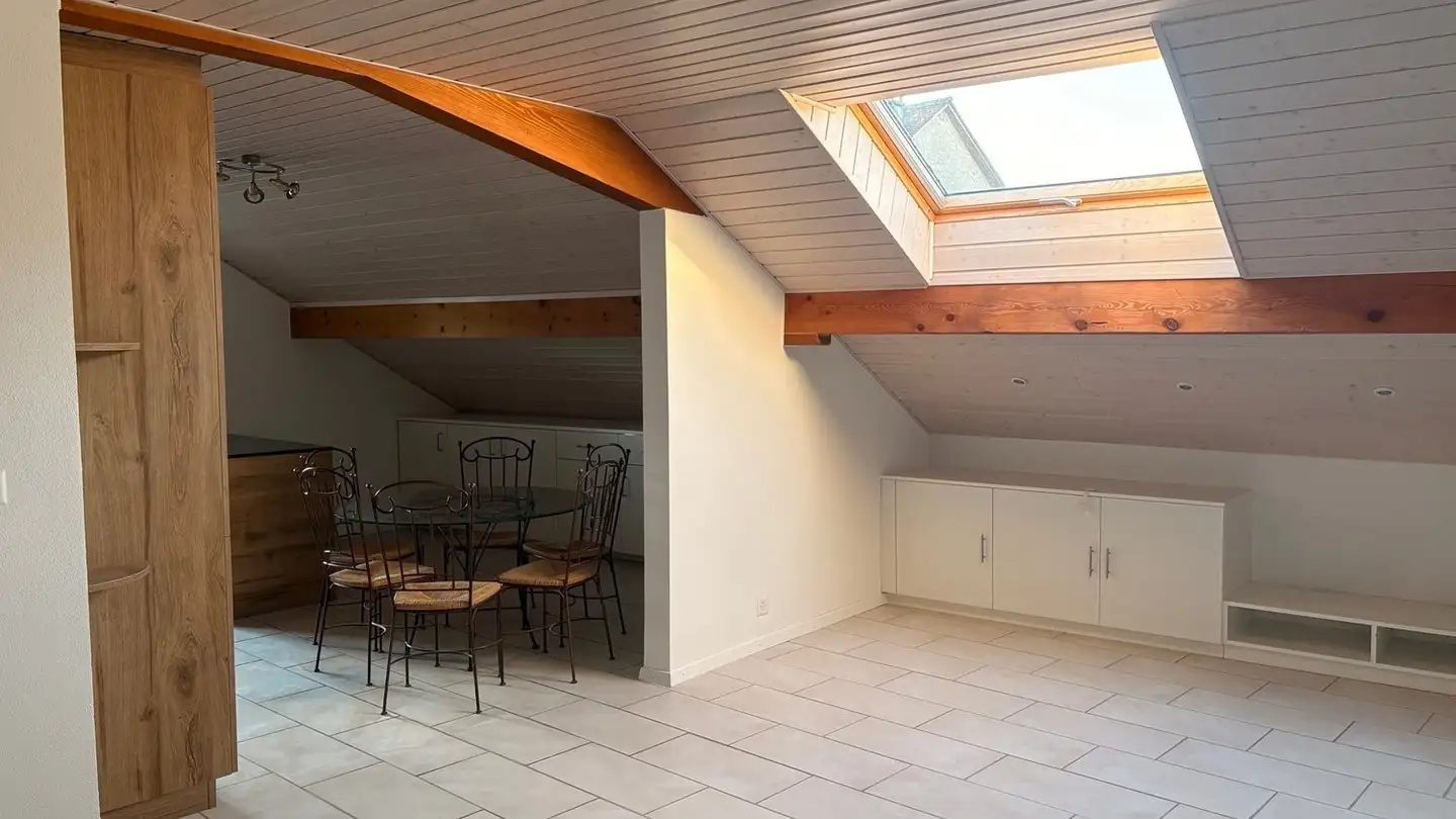 Dachgeschosswohnung mieten - Grand-Rue 1, 1148 Moiry VD - Foto 4