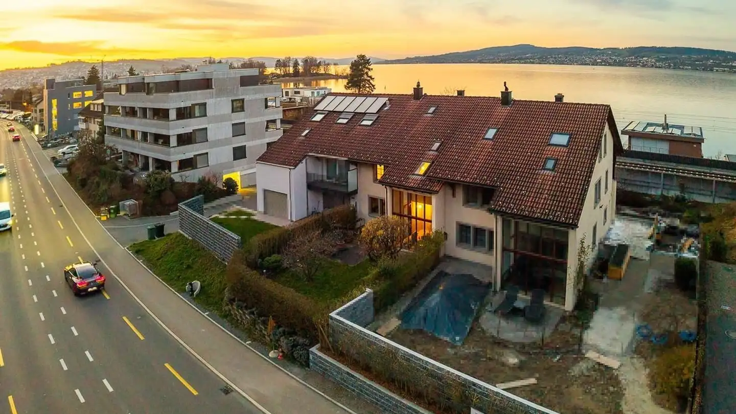 Reihenhaus kaufen - Kantonsstrasse, 8807 Freienbach - Foto 3