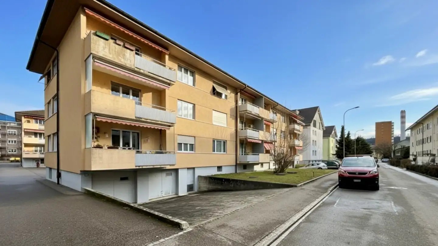 Single garage for rent - 2503 Biel/Bienne