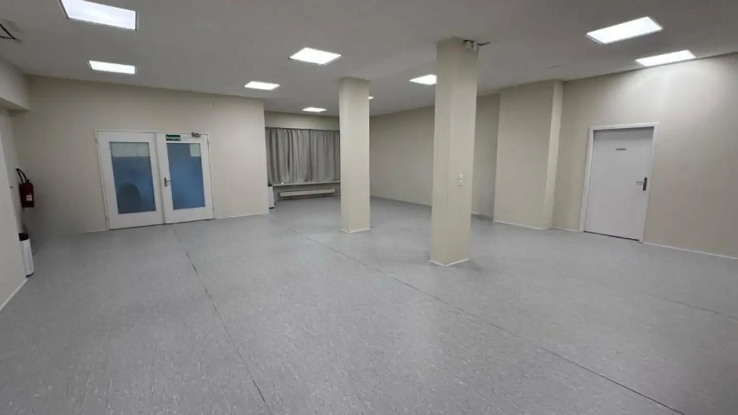 Shop for rent - Wasgenring 57, 4055 Basel - Photo 2