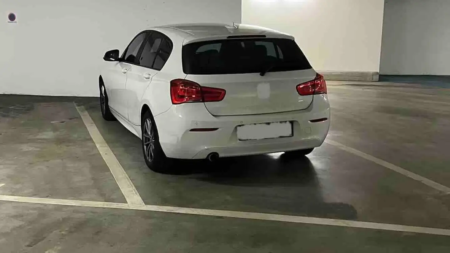 Underground parking space for rent - Rue De La Morâche 11, 1260 Nyon