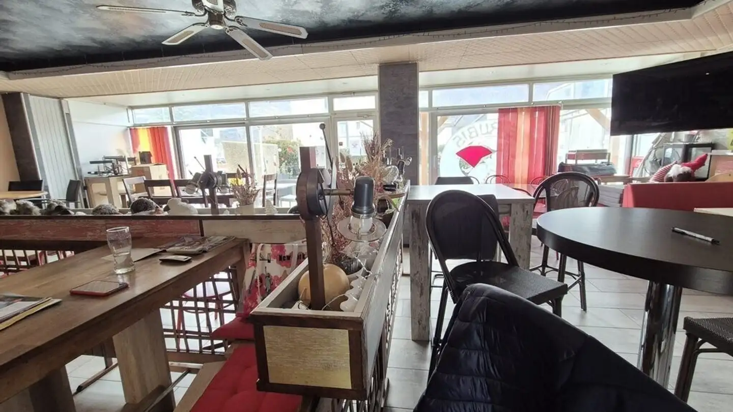 Commercial for rent - Avenue De La Gare, 1964 Conthey - Photo 2