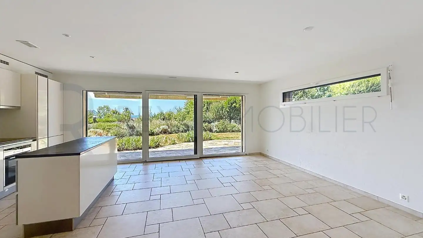 Apartment for rent - 1169 Yens - Photo 3