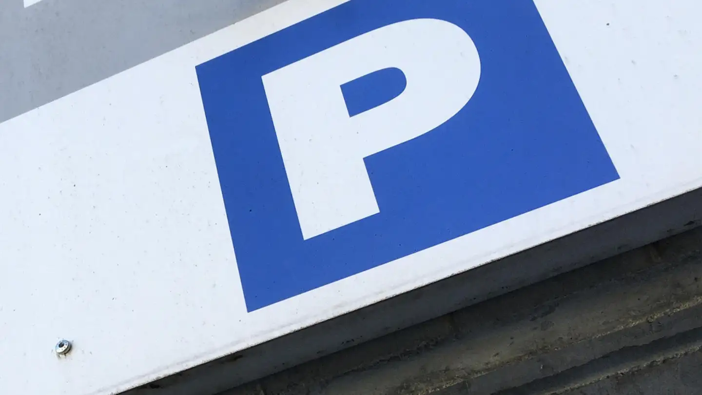 Underground parking space for rent - Hinterm Bach 40, 7000 Chur