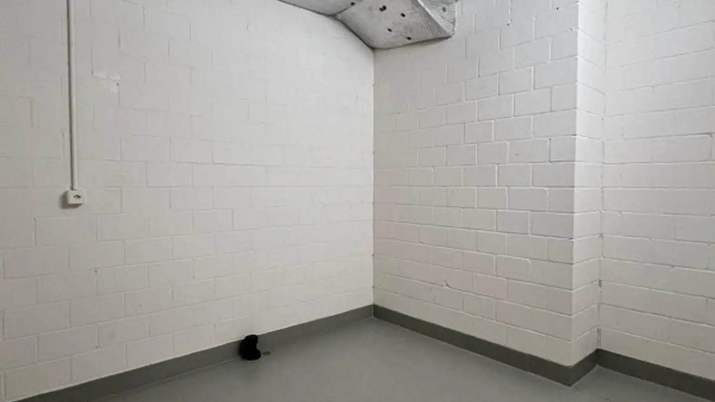 Workshop for rent - Rätschengässli 11, 8302 Kloten