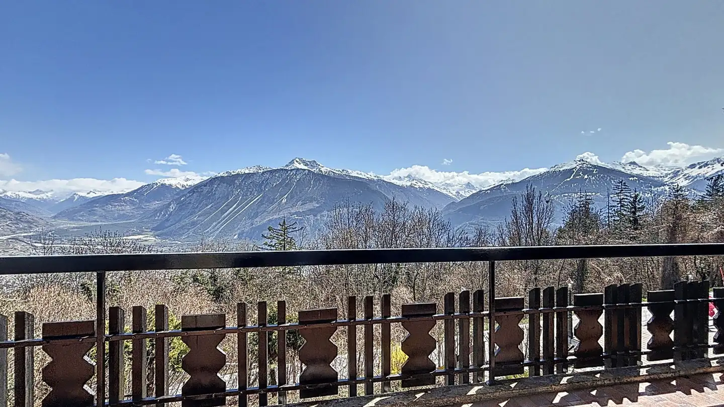 Duplex à vendre - Route de Montana, 3973 Venthône
