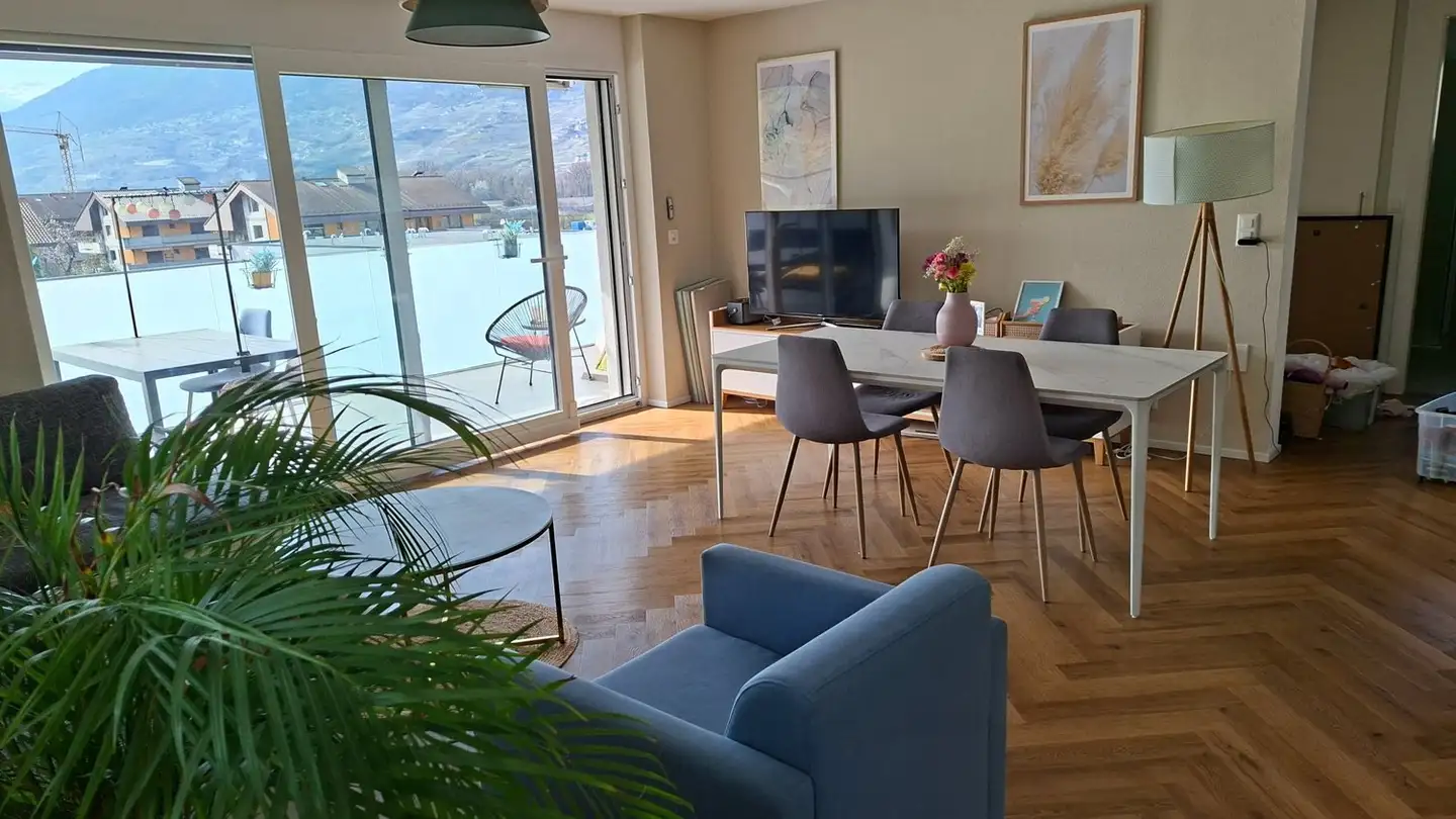 Apartment for rent - 3966 Chalais