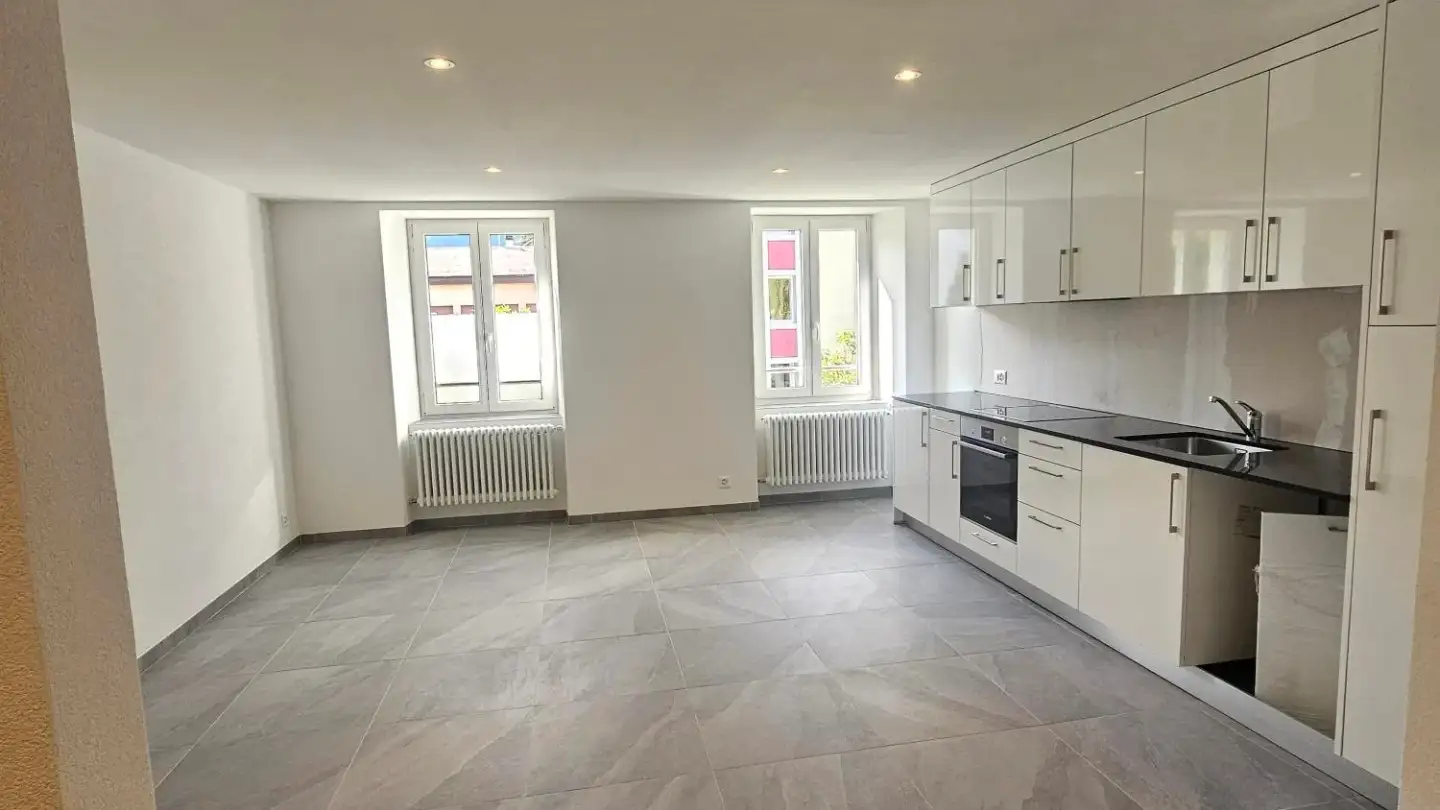 Wohnung mieten - Rue du Jet-d'Eau 6, 2114 Fleurier - Foto 2