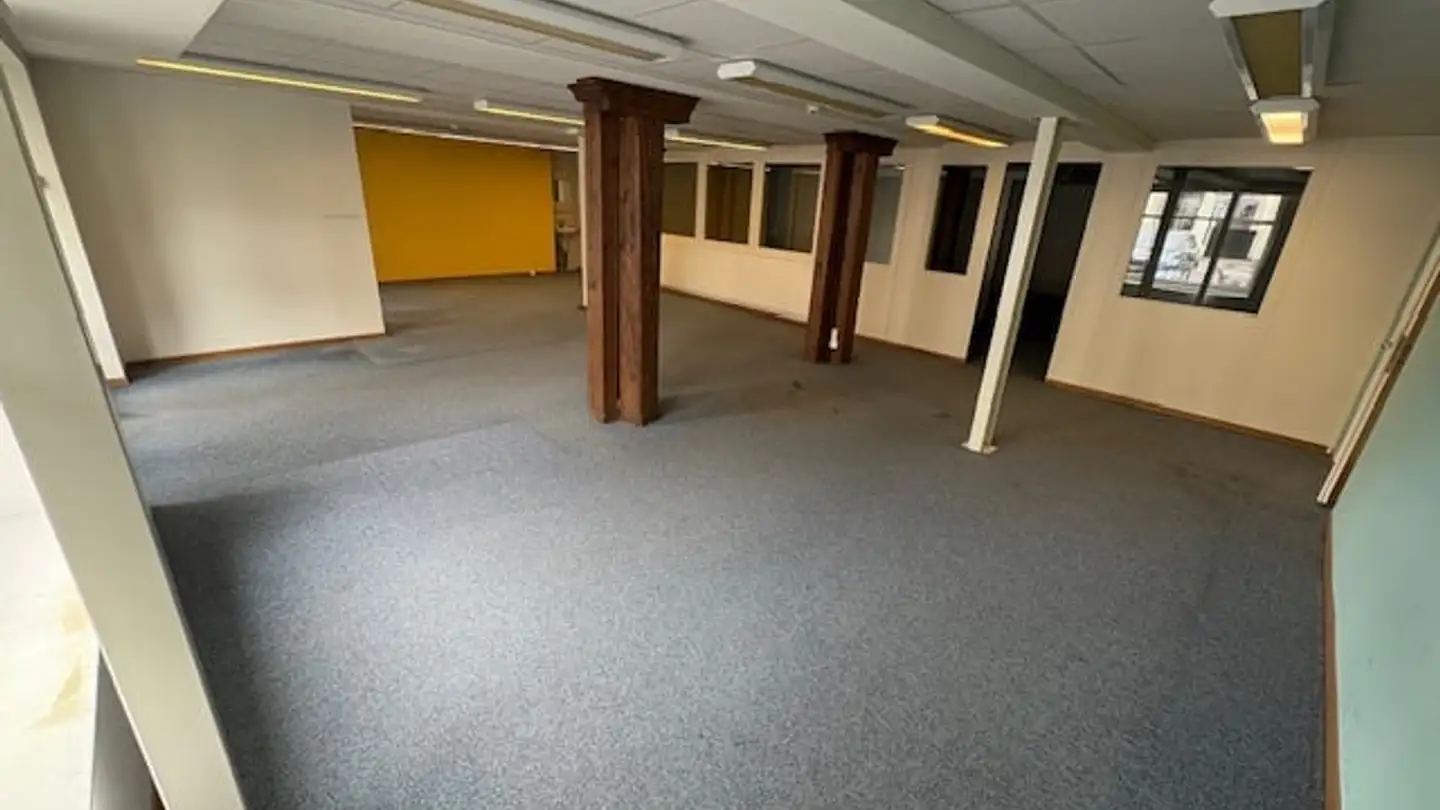 Negozio in affitto - Spielmatte 3, 3800 Unterseen - Photo 3