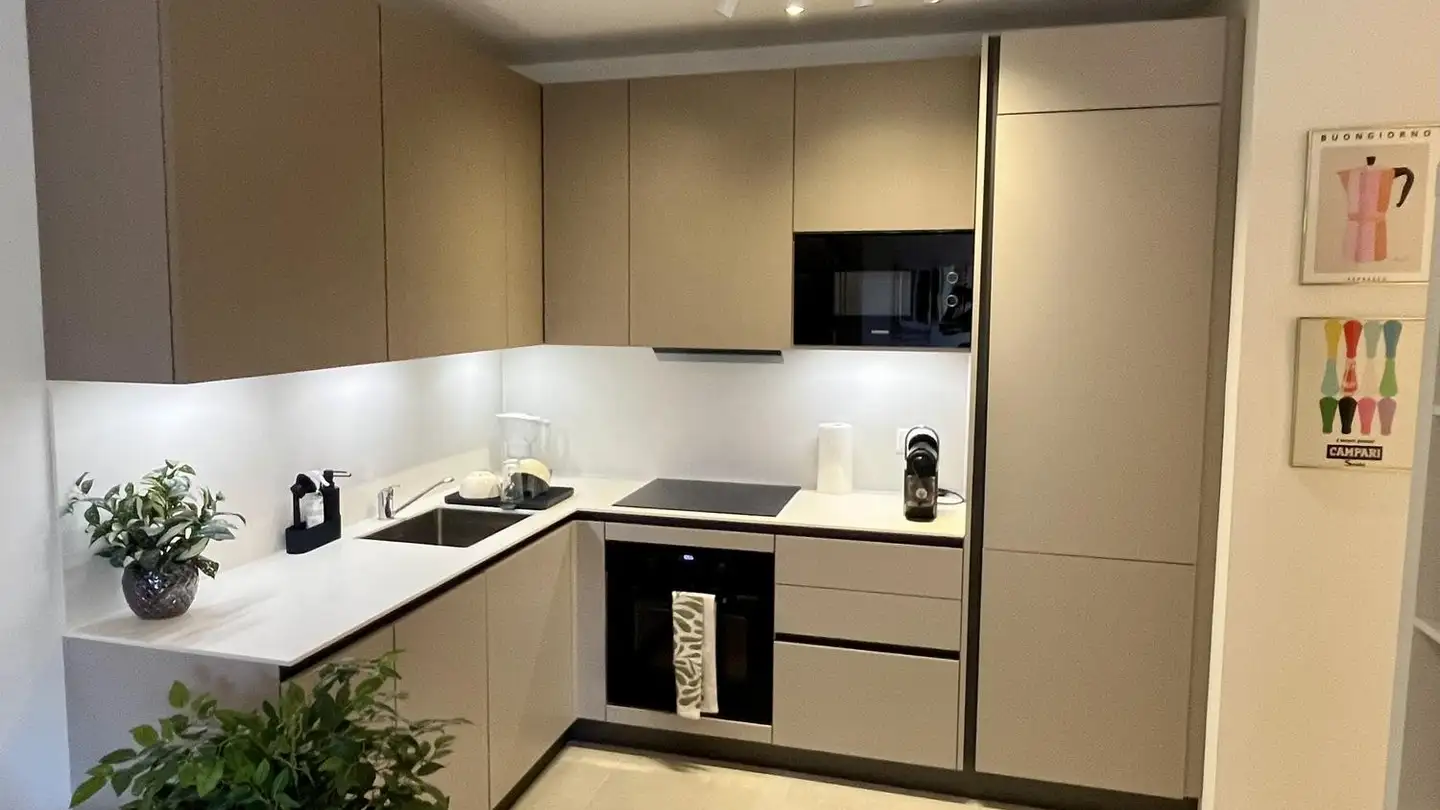 Appartement à louer - Riva Paradiso 36, 6900 Paradiso