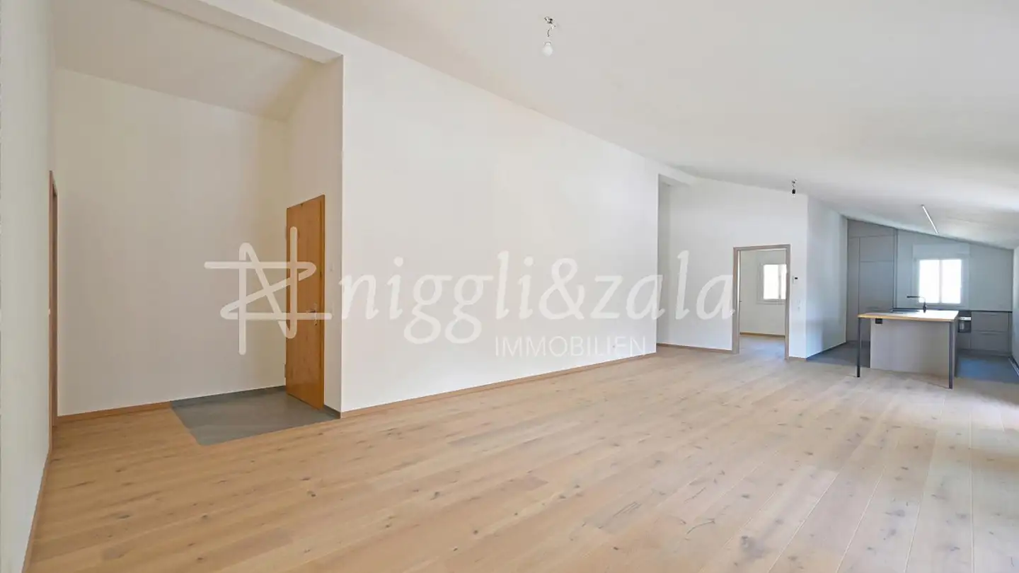 Penthouse mieten - Ils Muots 354a, 7527 Brail