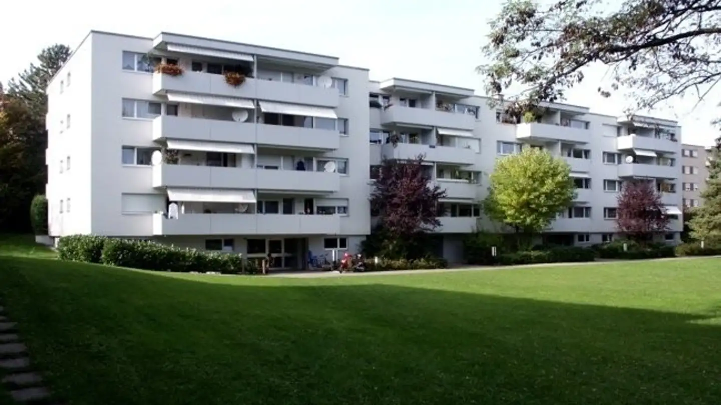 Parcheggio esterno in affitto - Im Gwidem 7, 4147 Aesch BL