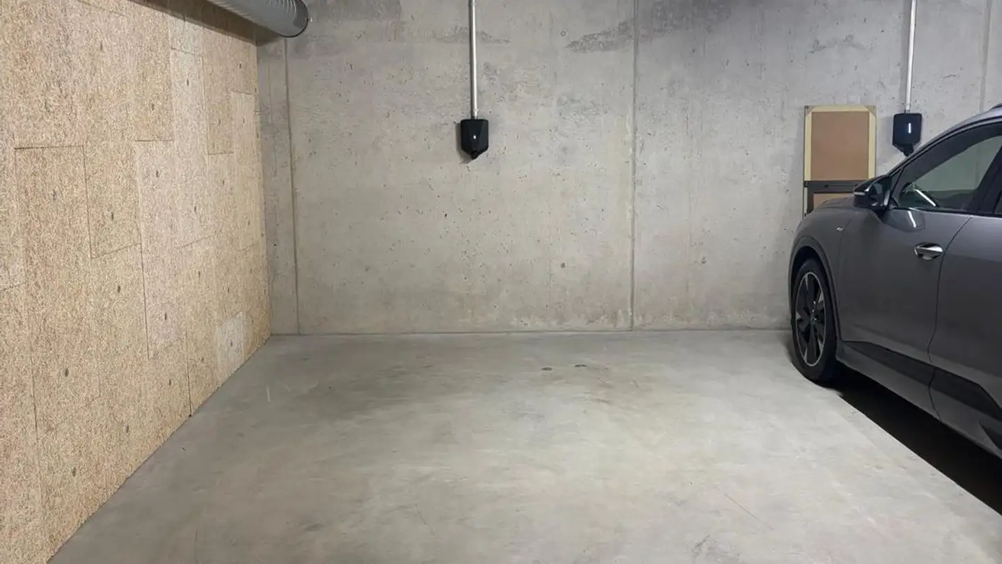 Garage individuel à louer - Alte Landstrasse 182, 8800 Thalwil