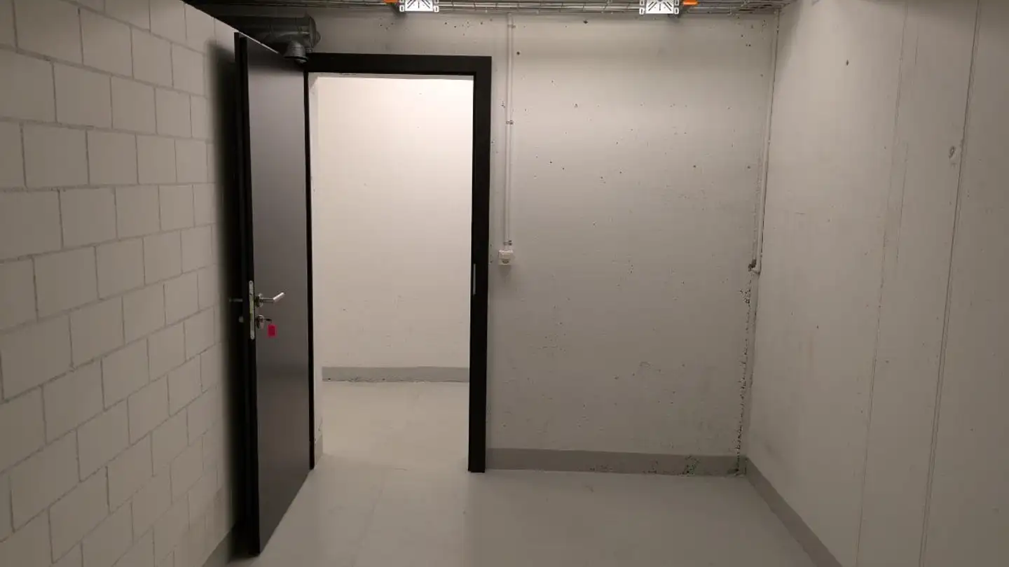 Outdoor parking space for rent - Egelmoosstrasse 3, 8580 Amriswil - Photo 3