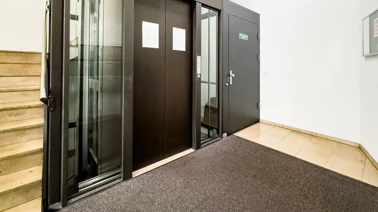 Bürofläche mieten - Rue De La Gare / Bahnhofstrasse 15, 2502 Biel/Bienne - Foto 3