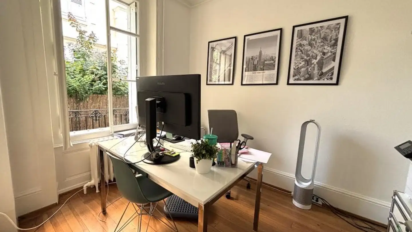 Commercial for sale - 1006 Lausanne - Photo 3