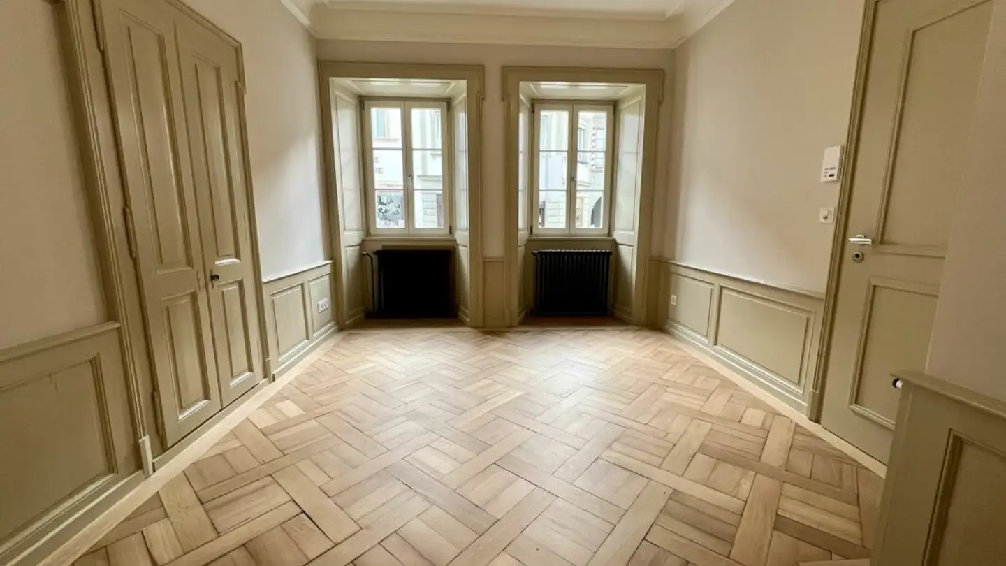 Gewerbe mieten - Rue De L'hôtel De Ville 14, 1470 Estavayer-le-Lac - Foto 2