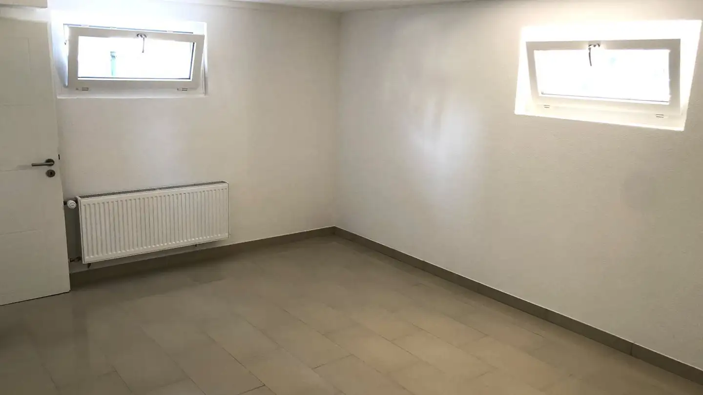Commerciale in affitto - Bahnhofstrasse 1, 5436 Würenlos