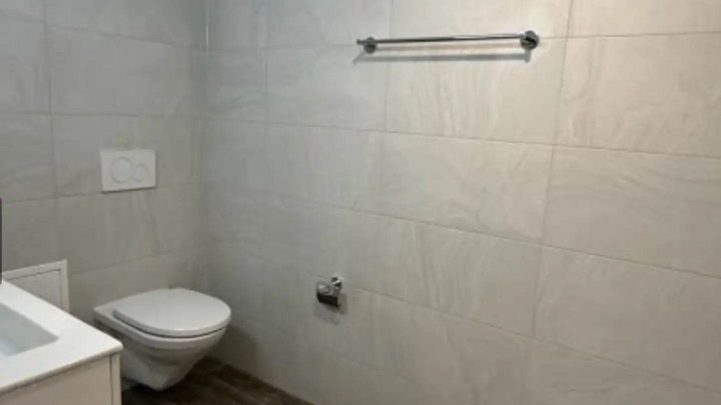 Apartment for rent - 2088 Cressier NE - Photo 3