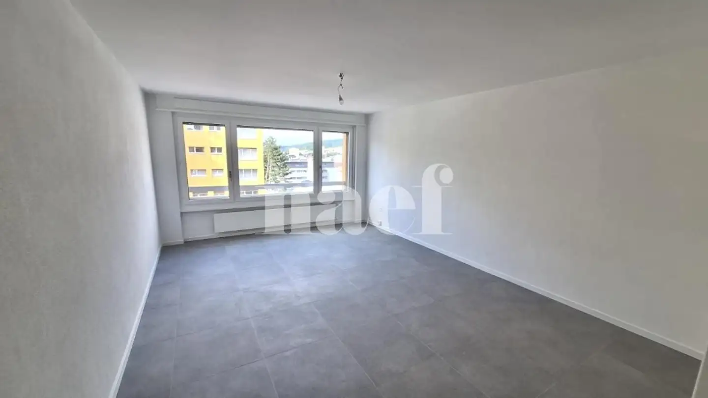 Appartement à louer - Rue Des Crêtets 120, 2300 La Chaux-de-Fonds