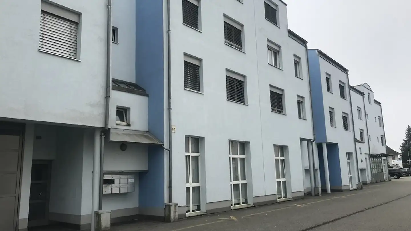 Shop for rent - Bernstrasse 166, 4852 Rothrist - Photo 2