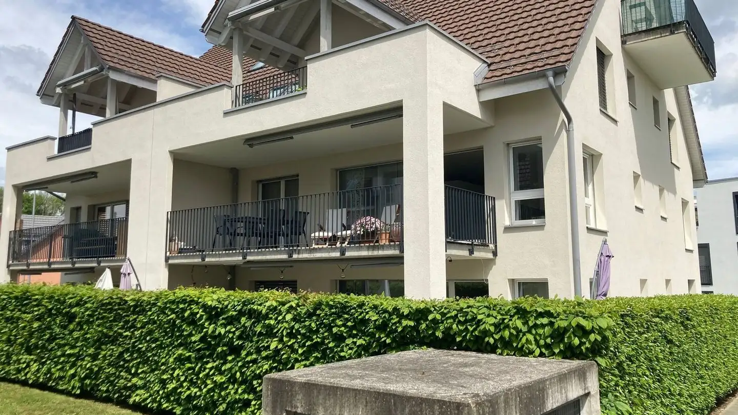 Appartement à louer - Im Fronberg 7, 8172 Niederglatt ZH