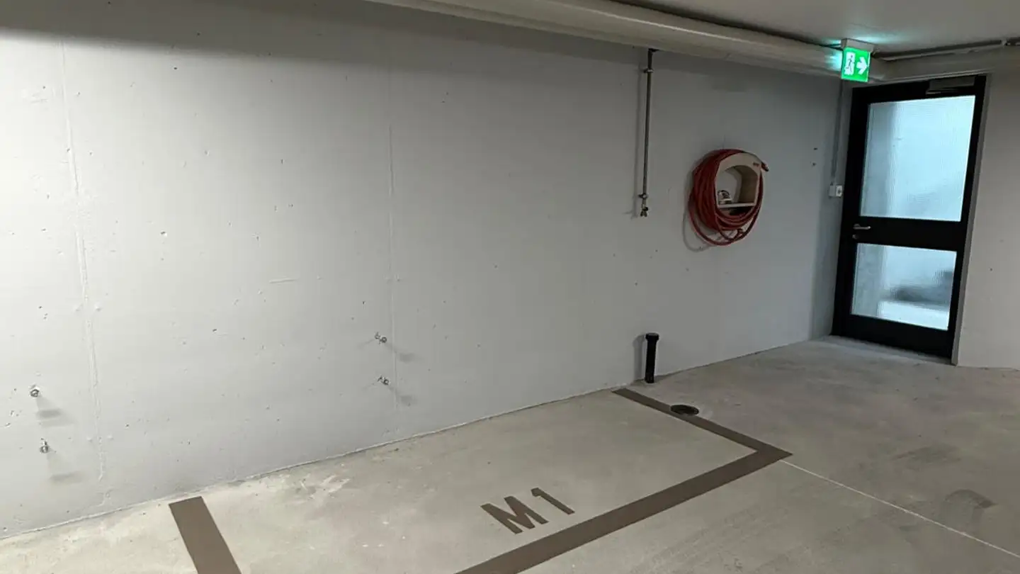 Underground parking space for rent - 8134 Adliswil - Photo 3