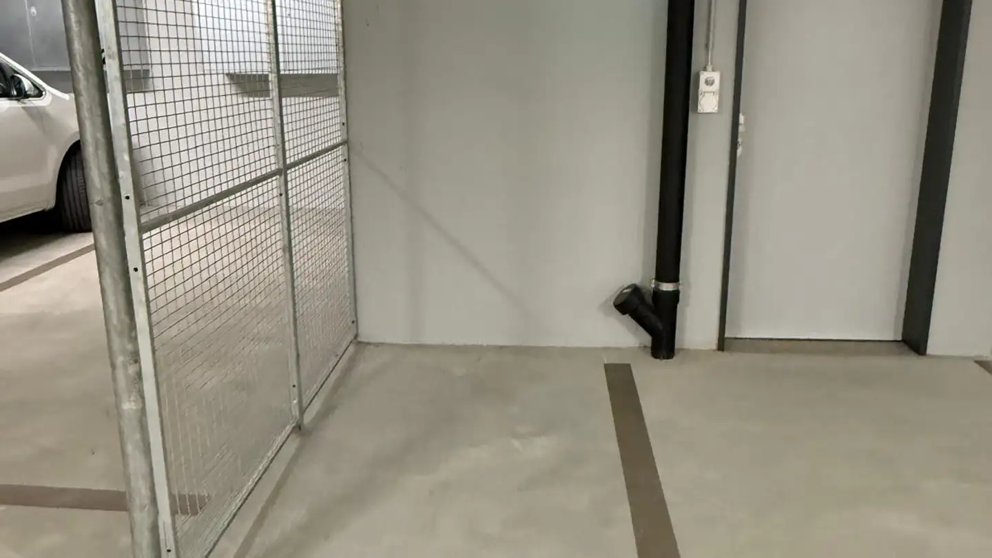 Underground parking space for rent - 8134 Adliswil - Photo 4