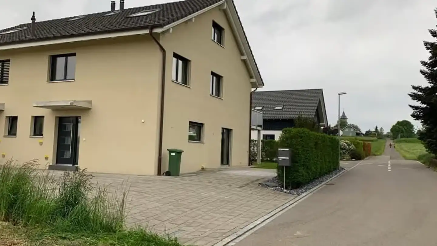 Maison jumelle à louer - Im Garten 1a, 8574 Lengwil - Photo 2