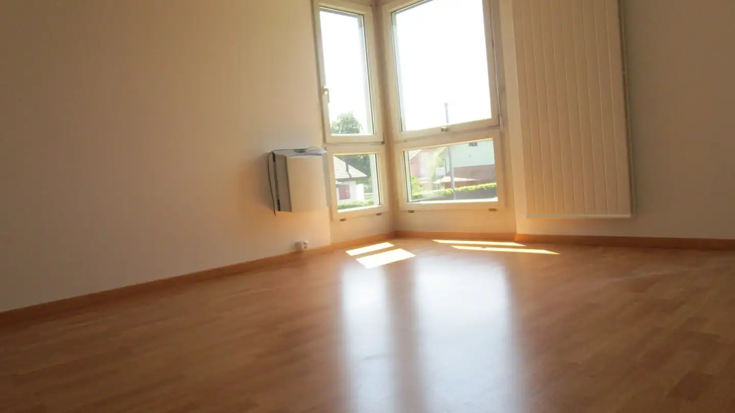 Wohnung mieten - Schorenstrasse 33a, 3645 Gwatt (Thun) - Foto 2