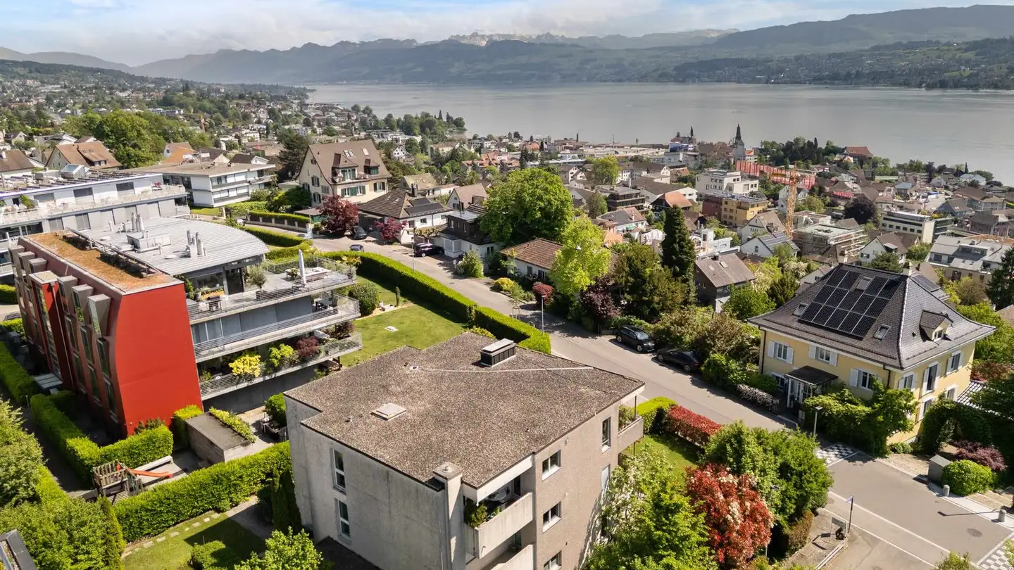 Dachgeschosswohnung kaufen - Ormisstrasse 81, 8706 Meilen