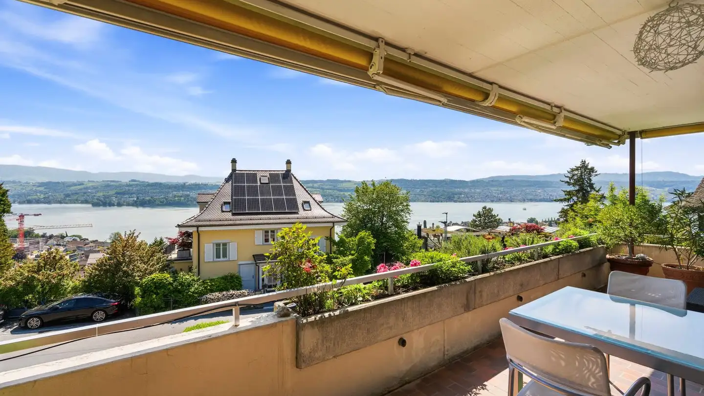 Dachgeschosswohnung kaufen - Ormisstrasse 81, 8706 Meilen - Foto 2